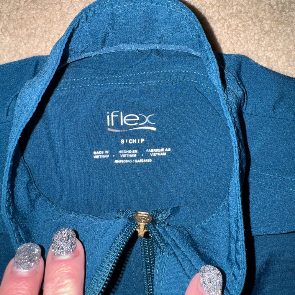 I flex Teal Zip-Up scrub Jacket - Picture 2 of 3